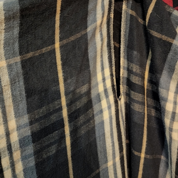 Blanket Shawl - Picture 3 of 3